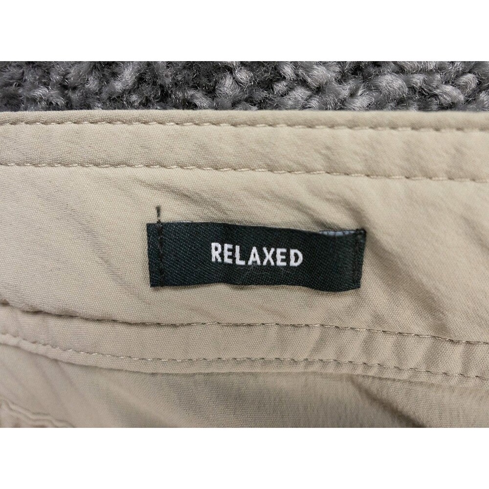 REI Cargo Shorts Womens 14 Beige Relaxed Belted Stretch Quick Dry Hike Gorpcore - Picture 3 of 16